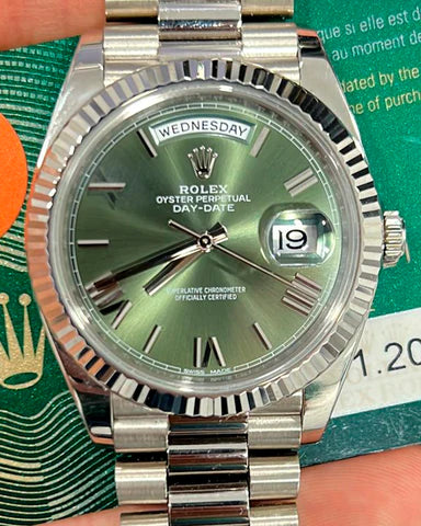 2021 Rolex Day-Date 40 18k White Gold Olive Green Dial (228239)