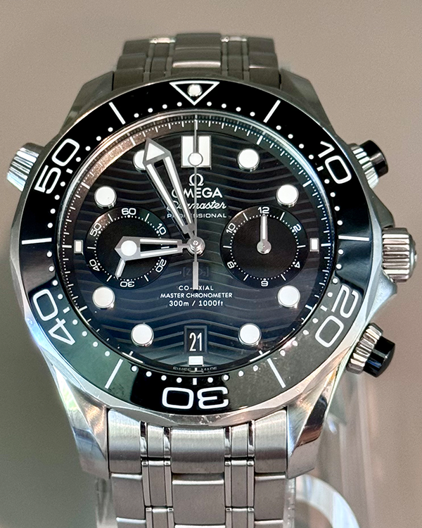 2019 Omega Seamaster Diver 300M Co-Axial Master Chronometer Chronograph 44MM Steel Black Dial Bracelet (210.30.44.51.01.001)