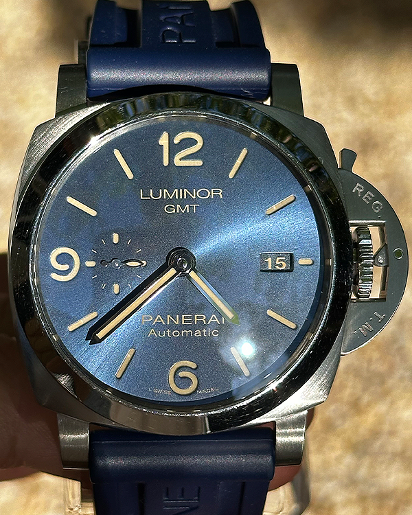 2020 Panerai Luminor GMT 44MM Blue Dial Rubber Strap (PAM01033)