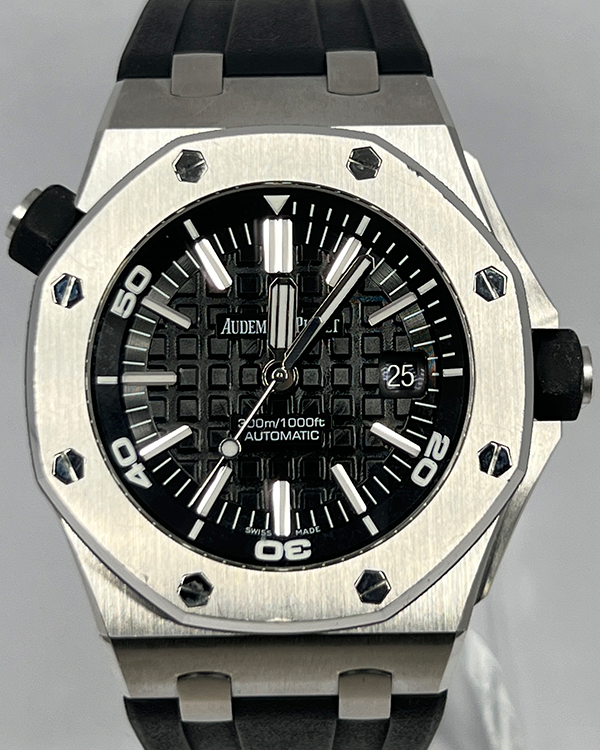 Audemars Piguet Royal Oak Offshore Diver 42MM Black Dial Rubber Strap (15703ST.OO.A002CA.01)