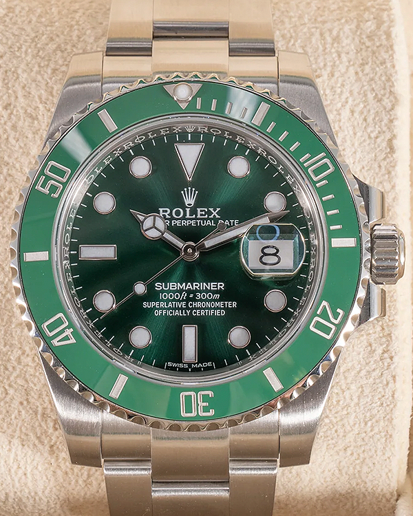 2020 Rolex Submariner "Hulk" 40MM Green Dial Oyster Bracelet (116610LV)