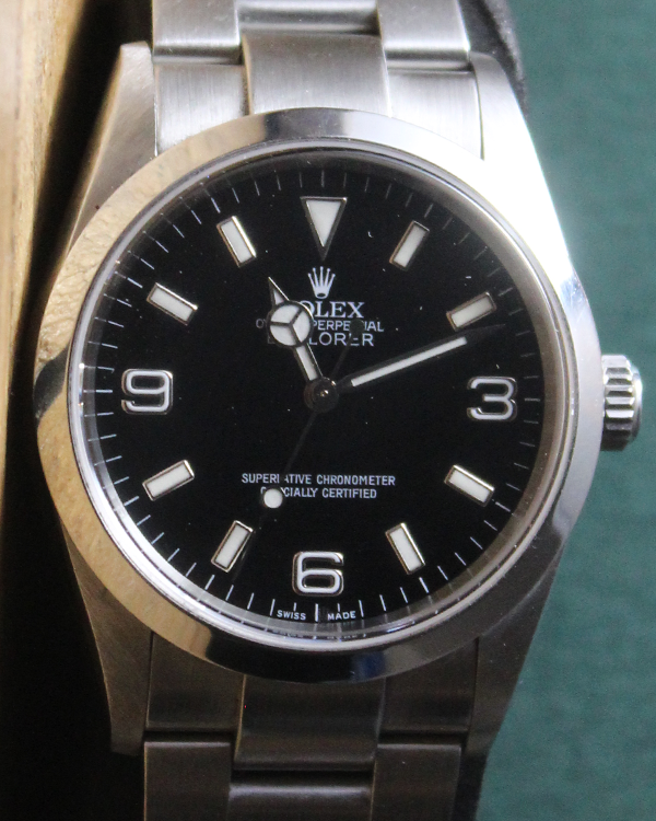 Rolex Explorer Oystersteel Black Dial (114270)