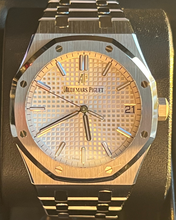 2022 Audemars Piguet Royal Oak 41MM Silver Dial Steel Bracelet (15500ST)