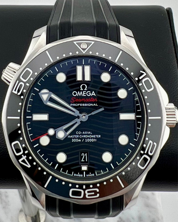 2020 Omega Seamaster Professional Diver 300M 42MM Black Dial Rubber Strap (210.30.42.20.01.001)