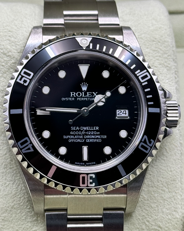 2005 Rolex Sea-Dweller 4000 40MM Black Dial Oyster Bracelet (16600)