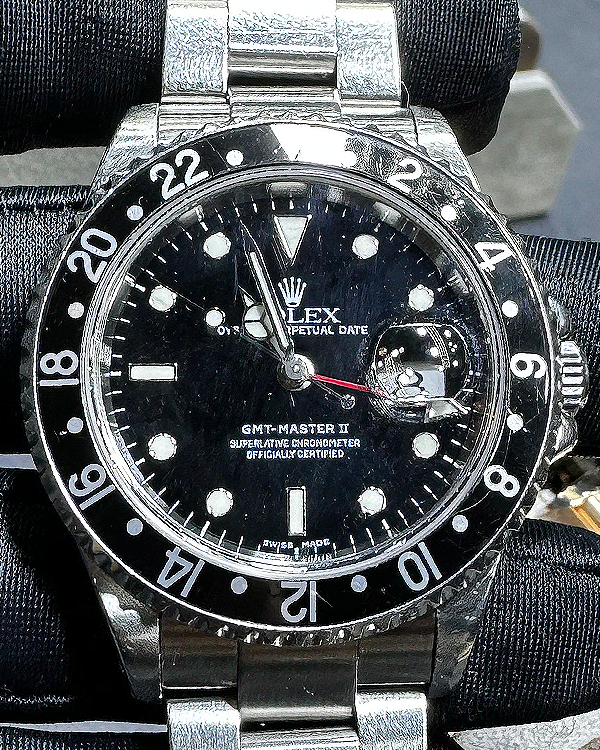 2001 Rolex GMT-Master II 40MM Black Dial Oyster Bracelet (16710)