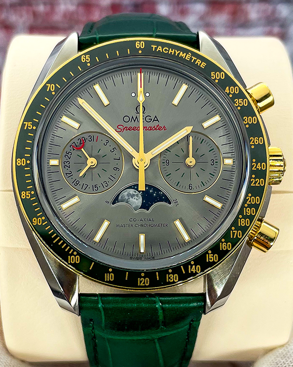 Omega Speedmaster Moonphase 44.25MM Steel/Yellow Gold Grey Dial (304.23.44.52.06.001)