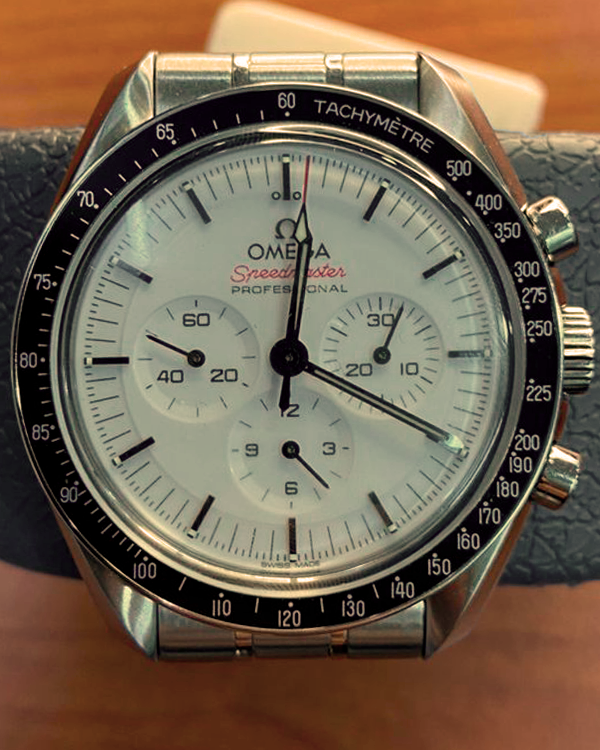 2024 Omega Speedmaster Professional Moonwatch 42MM White Dial Steel Bracelet (310.30.42.50.04.001)