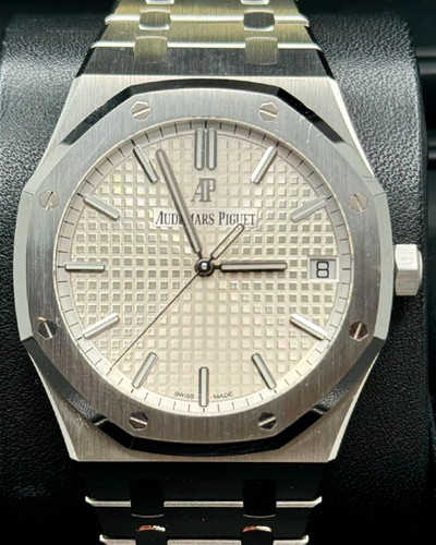 2021 Audemars Piguet Royal Oak 41MM White Dial Steel Bracelet (15500ST.OO.1220ST.04)