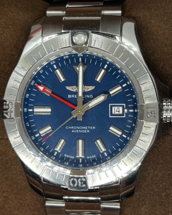 Breitling Avenger 45 GMT Steel Blue Dial (A32395101C1A1)