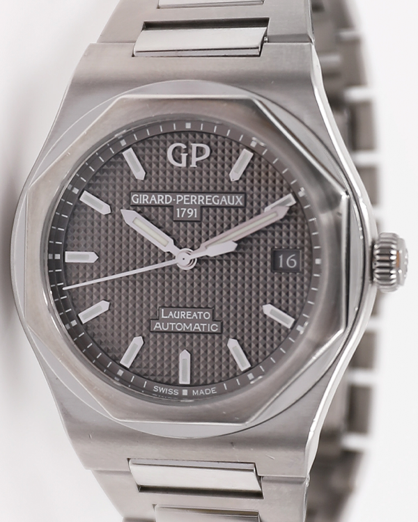 Girard Perregaux Laureato 38MM Grey Dial Steel Bracelet (81005-11-231-11A)