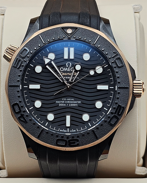 2021 Omega Seamaster Professional Diver 300M 43.5MM Black Dial Rubber Strap (210.62.44.20.01.001)