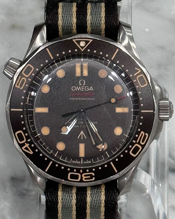 2022 Omega Seamaster Diver 300M 007 Edition 42MM Brown Dial NATO Strap (210.92.42.20.01.001)