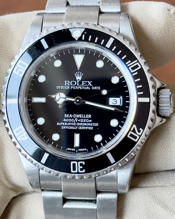 No Reserve - 2003 Rolex Sea-Dweller 40MM Black Dial Steel Bracelet (16600)