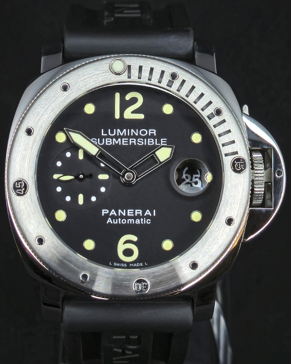 2016 Panerai Submersible 44MM Black Dial Rubber Strap (PAM00024)