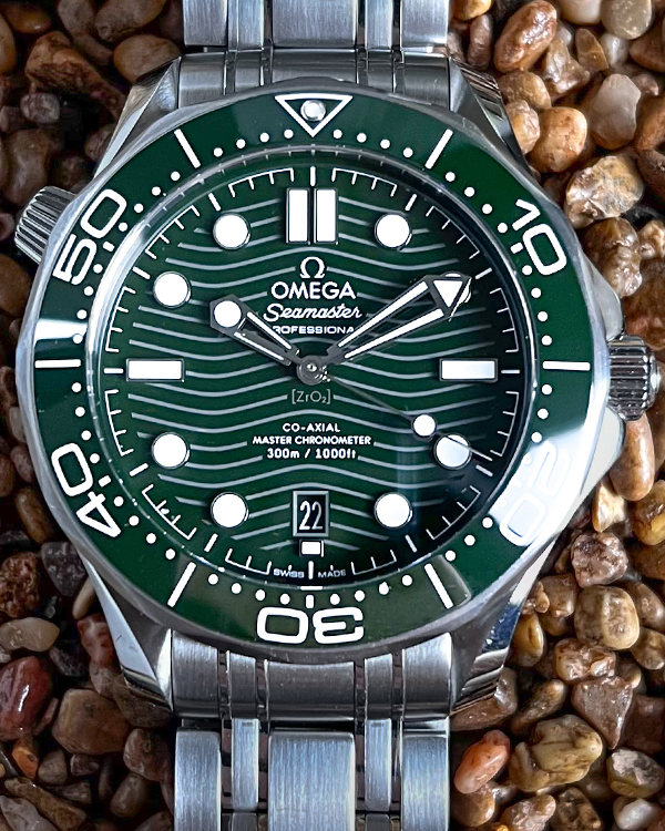 2023 Omega Seamaster Diver 300M 42MM Green Dial Steel Bracelet (210.30.42.20.10.001)