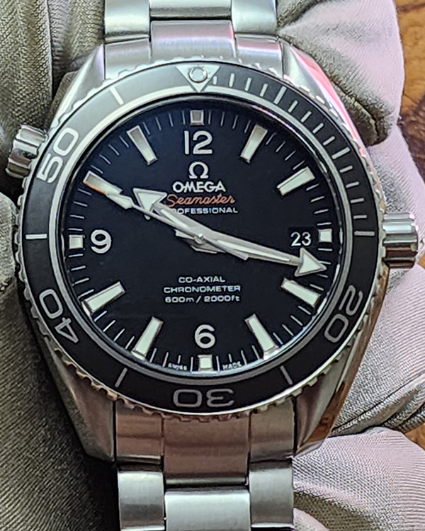 Omega Seamaster Planet Ocean 42MM Bracelet Steel Black Dial (232.30.42.21.01.001)