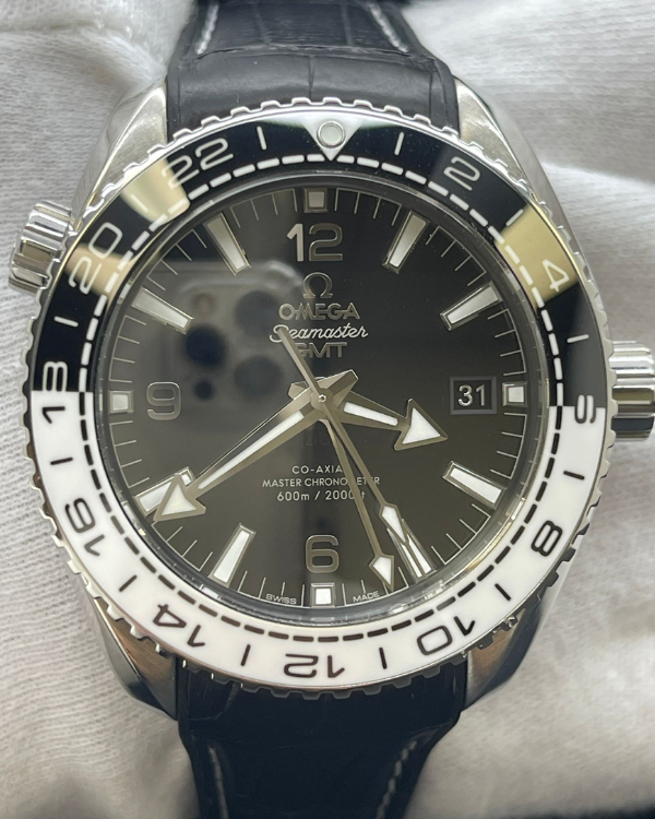 2021 Omega Seamaster Planet Ocean 43.5MM Steel Strap Black Dial (215.33.44.22.01.001)