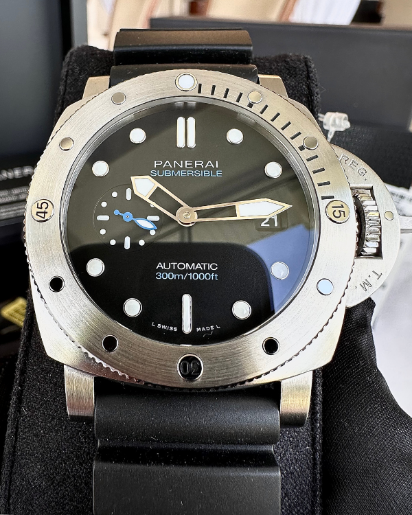 2022 Panerai Luminor Submersible “QuarantaQuattro” 44MM  Black Dial Rubber Strap (PAM01229)