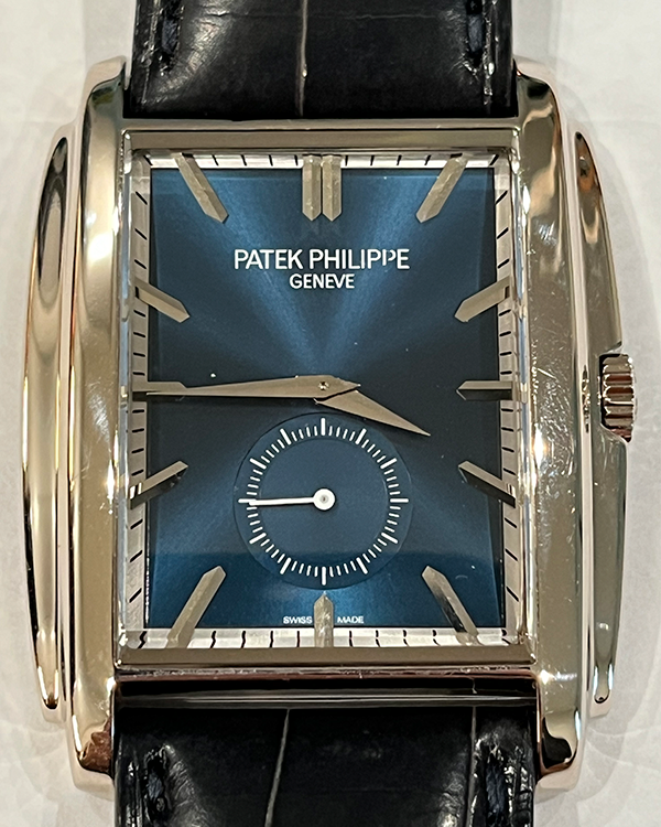 2018 Patek Philippe Gondolo 33.4x43MM Blue Dial Leather Strap (5124G-011)