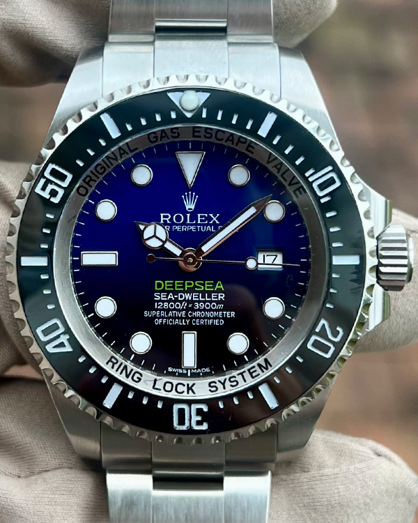 Rolex Sea-Dweller Deepsea "James Cameron" 44MM D-Blue Gradient Dial Oyster Bracelet (116660)