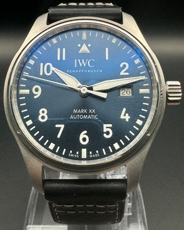 2023 IWC Schaffhausen Pilot&