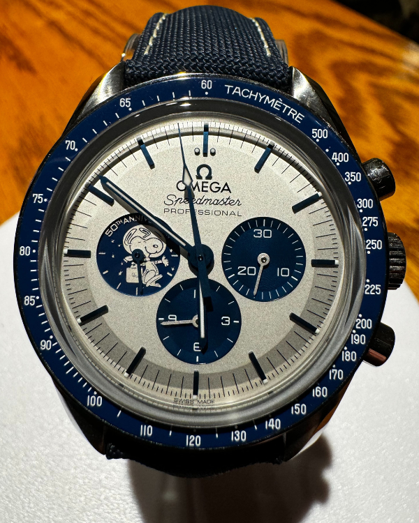 2023 Omega Speedmaster Anniversary Series "Silver Snoopy Award" 42MM Silver Dial Textile Strap (310.32.42.50.02.001)