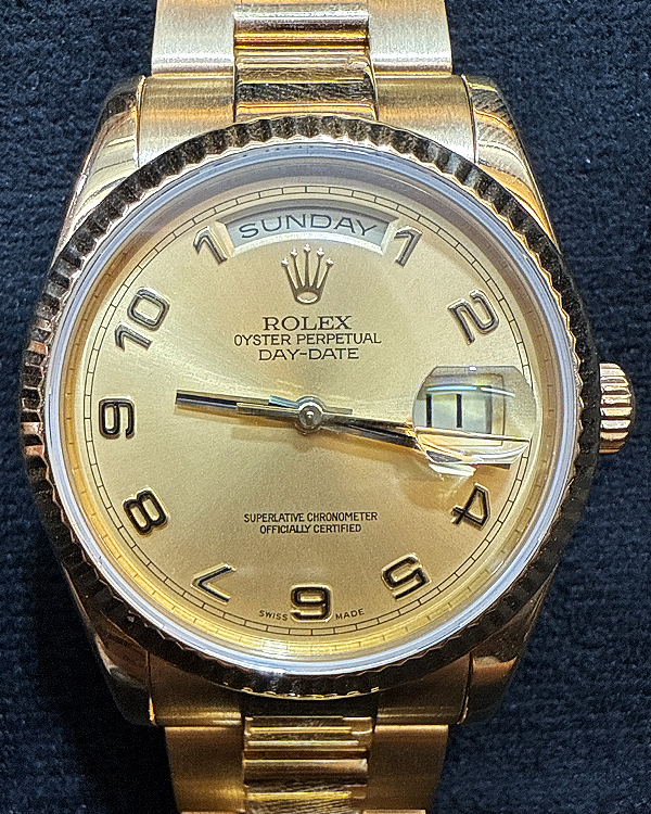 Rolex Day-Date 36MM Champagne Dial Yellow Gold Oyster Bracelet (118238)