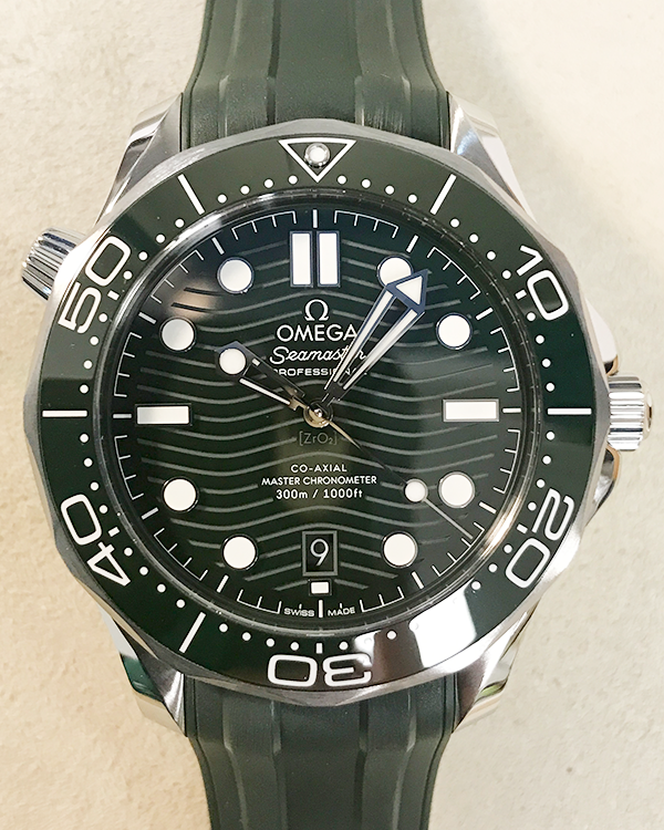 2024 Omega Seamaster Diver 300M "Seaweed" 42MM Green Dial Rubber Strap (210.32.42.20.10.001)