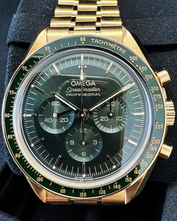 2023 Omega Speedmaster Moonwatch Professional 42MM Green Dial Yellow Gold Bracelet (310.60.42.50.10.001)