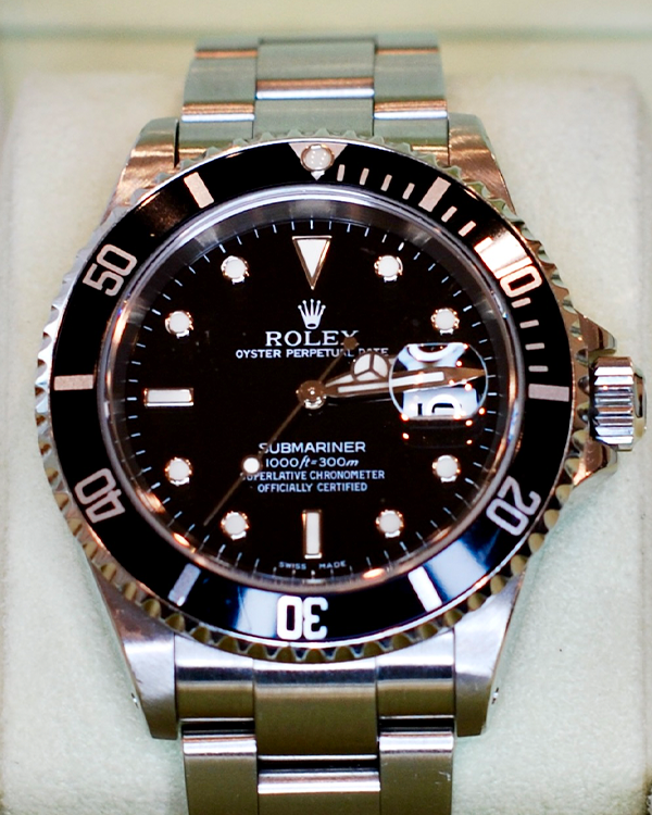 2002 Rolex Submariner Date Oyster Bracelet Black Dial (16610)