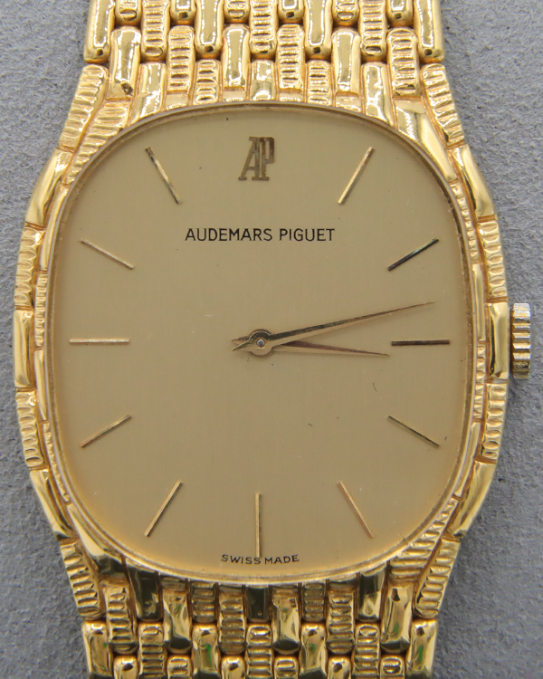 Audemars Piguet Cobra 34MM Champagne Dial Yellow Gold Bracelet (2080)