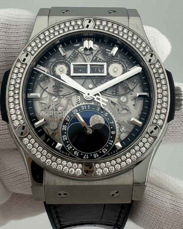 2019 Hublot Classic Aerofusion Moonphase 42MM Skeleton Dial Rubber Strap (547.NX.0170.LR.1104)