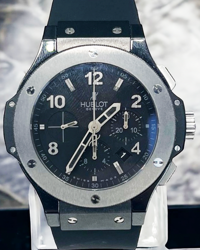 Hublot Big Bang 44MM Black Dial Rubber Strap (301.CT.130.RX)