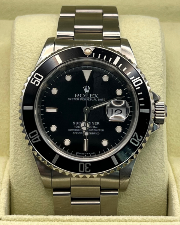 Rolex Submariner Date 40MM Black Dial Oyster Bracelet (16610)