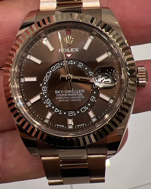 2023 Rolex Sky-Dweller 42MM Chocolate Dial Everose Gold Bracelet (326935)