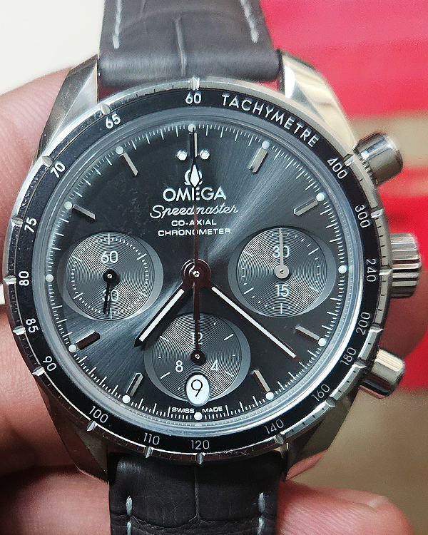 2021 Omega Speedmaster 38MM Grey Dial Leather Strap (324.30.38.50.06.001)