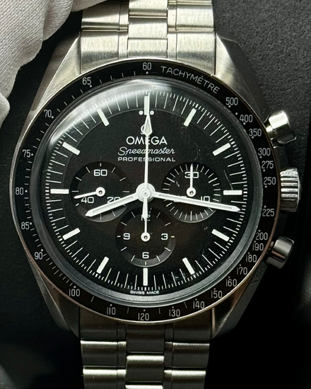 2022 Omega Speedmaster Professional Moonwatch 42MM Black Dial Steel Bracelet (310.30.42.50.01.001)