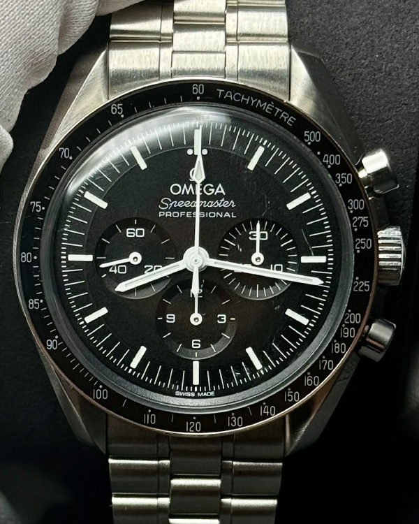 2022 Omega Speedmaster Professional Moonwatch 42MM Black Dial Steel Bracelet (310.30.42.50.01.001)