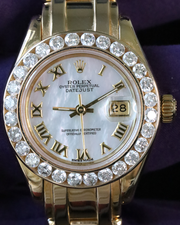 Rolex Lady-Datejust Vintage 29MM Mother Of Pearl Dial Yellow Gold Pearlmaster Bracelet (69298)