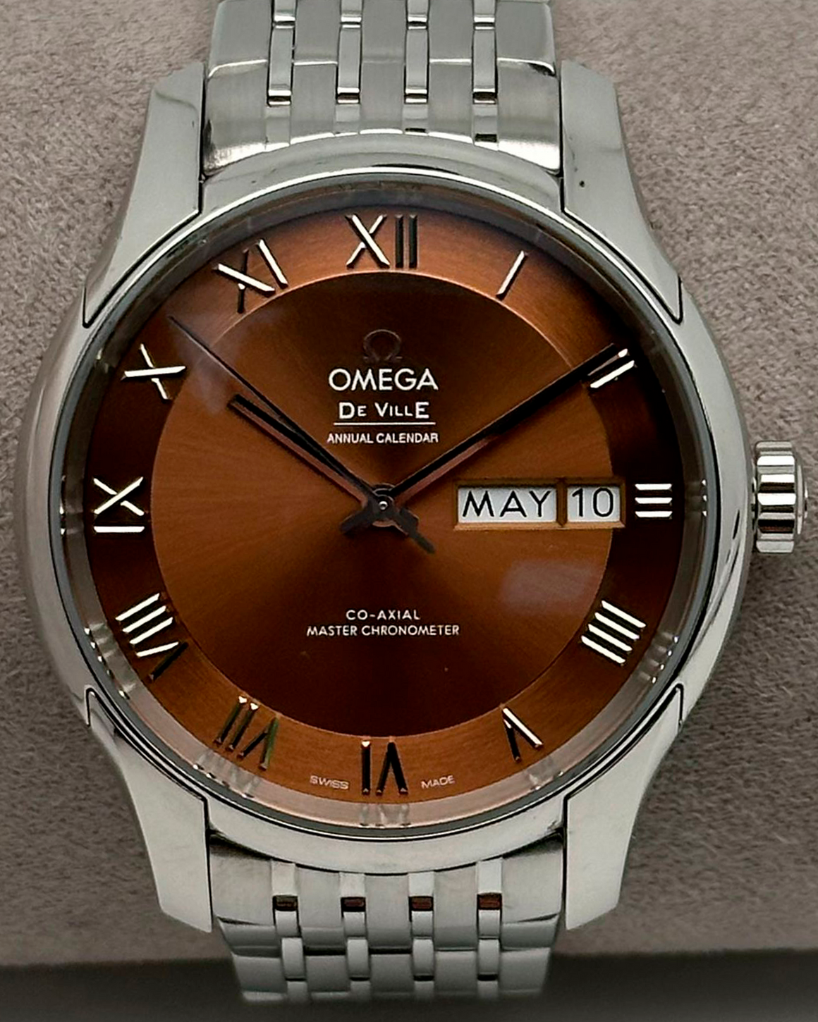 Omega De Ville Hour Vission 41MM Brown Dial Steel Bracelet (433.10.41.22.10.001)