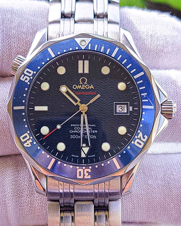 2010 Omega Seamaster Professional 300M 41MM Blue Dial Steel Bracelet (2220.80.00)