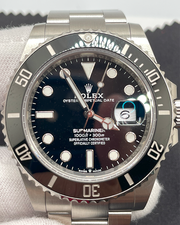 Rolex Submariner Date 41MM Black Dial Oyster Bracelet (126610LN)