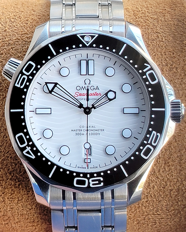 Omega Seamaster Diver 300M 42MM White Dial Steel Bracelet (210.30.42.20.04.001)