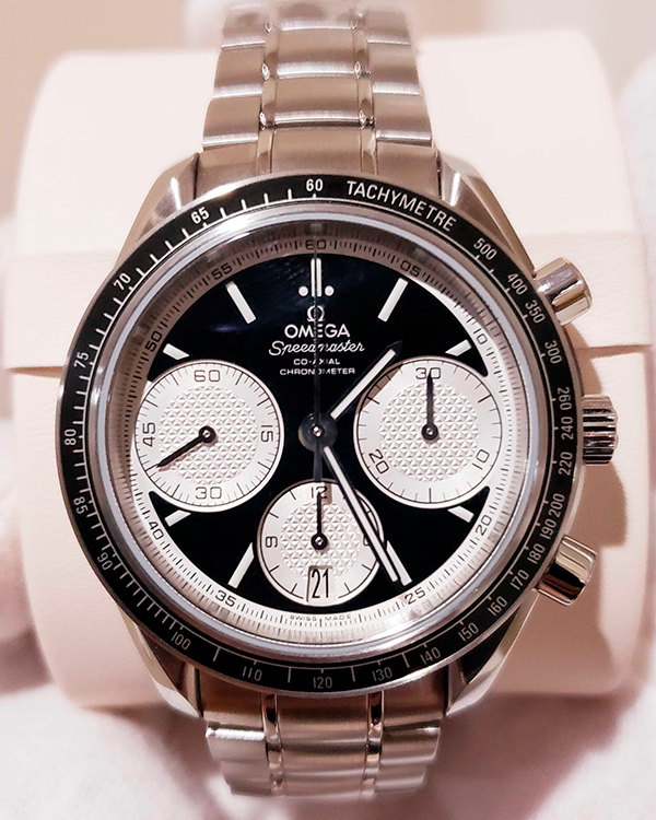 2024-omega-speedmaster-racing-40mm-black-dial-326-30-40-50-01-002