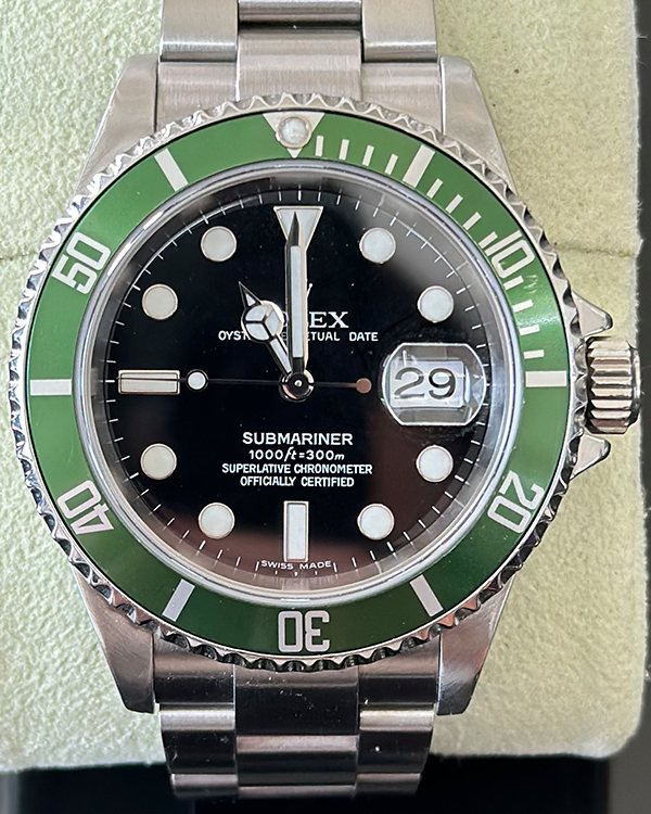 Rolex Submariner Date "Kermit" 40MM Black Dial Steel Bracelet (16610LV)