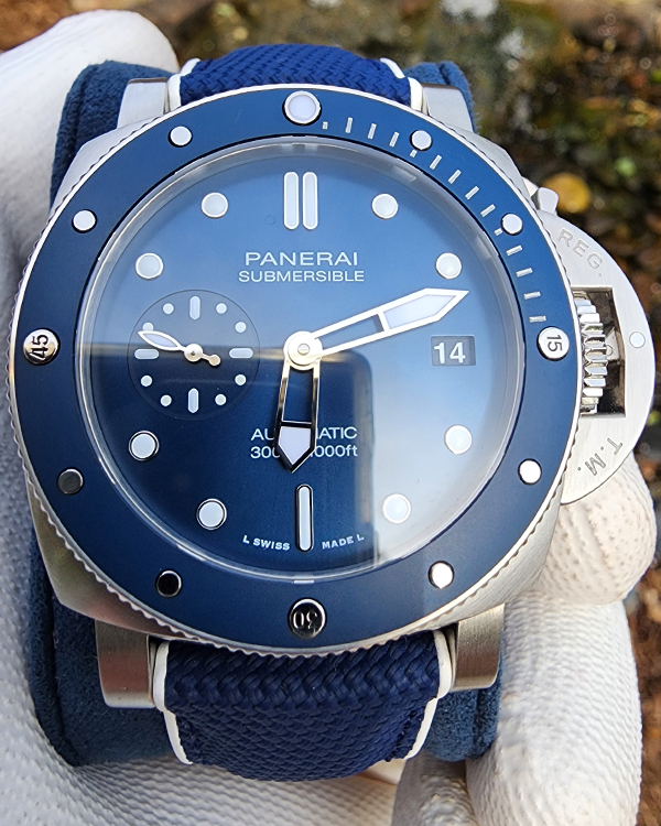 2021 Panerai Submersible Blu Notte 42MM Blue Dial Steel Bracelet (PAM01068)