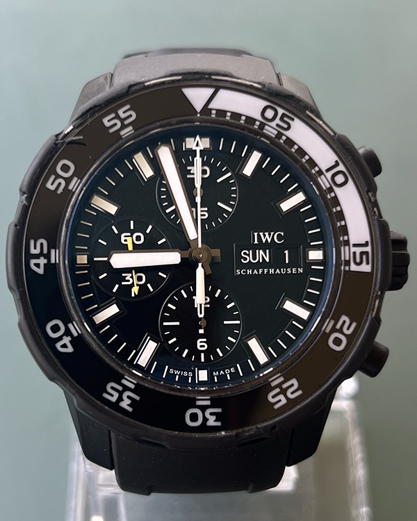 No Reserve - 2013 IWC Schaffhausen Aquatimer Chronograph "Galapagos" 44MM Black Dial Rubber Strap (IW376705)