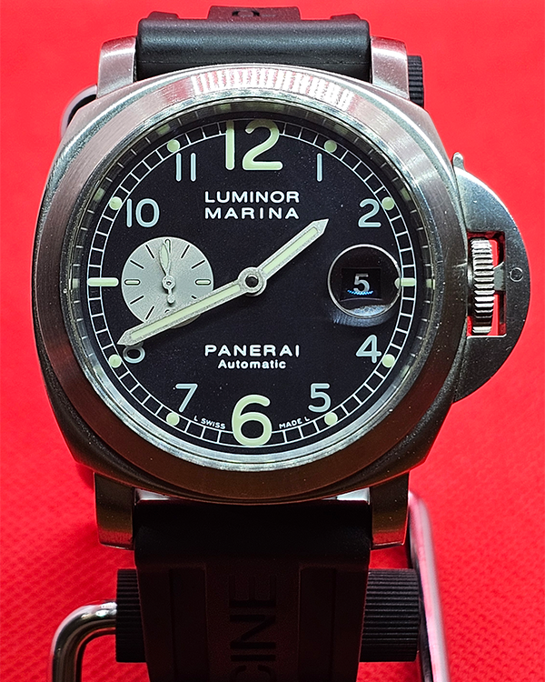 2001 (D Serial) Panerai Luminor Marina Automatic 44MM Black Dial Rubber Strap (PAM00086)