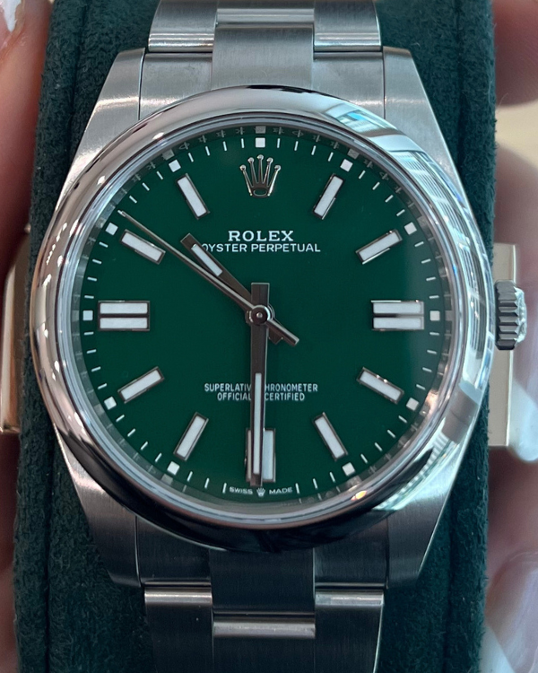 2023 Rolex Oyster Perpetual 41MM Green Dial Oyster Bracelet (124300)